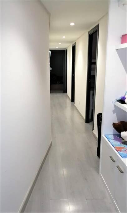 Apartamento Centro Rambla Alicante A Luaran gambar