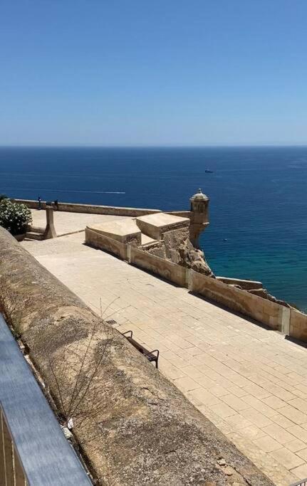 Apartamento Centro Rambla Alicante A Luaran gambar