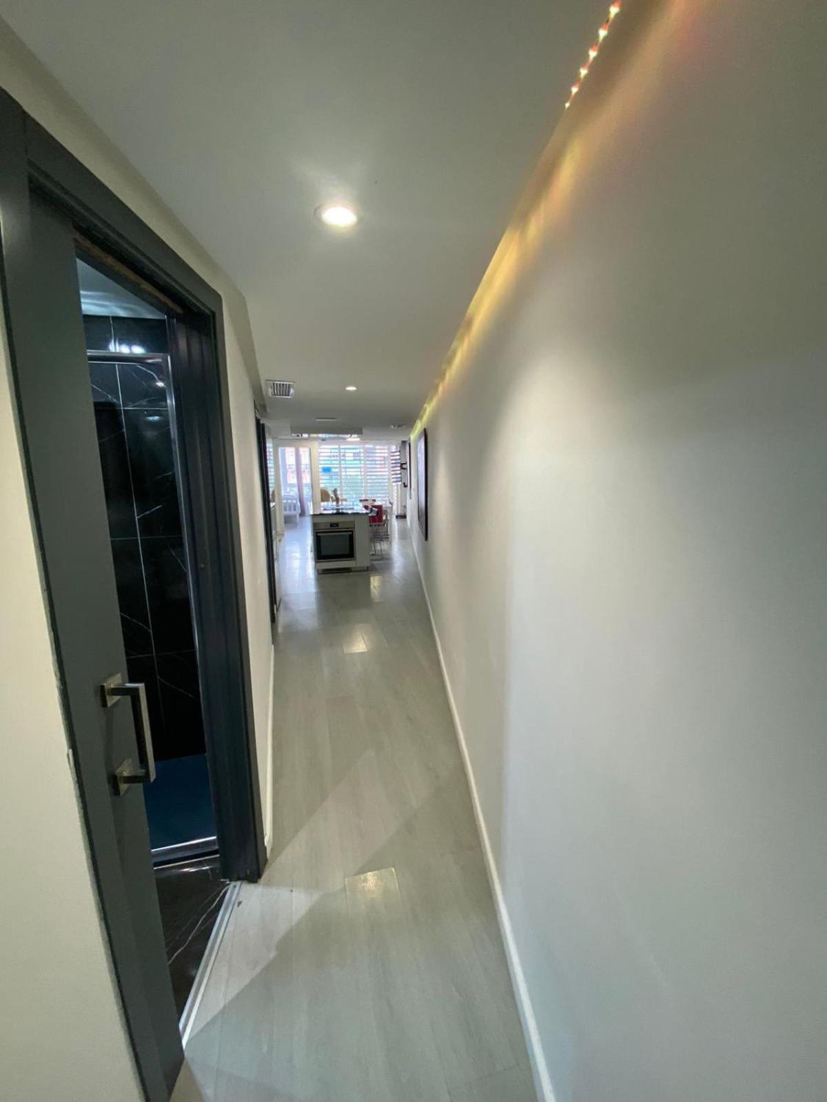 Apartamento Centro Rambla Alicante A Luaran gambar